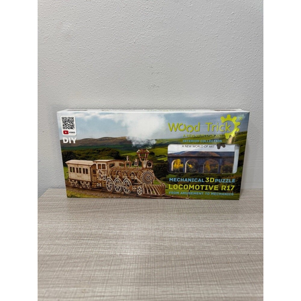 Wood Trick Locomotive R17 Mechanical 3D Wooden Puzzle Model Train Kit DIY NEW